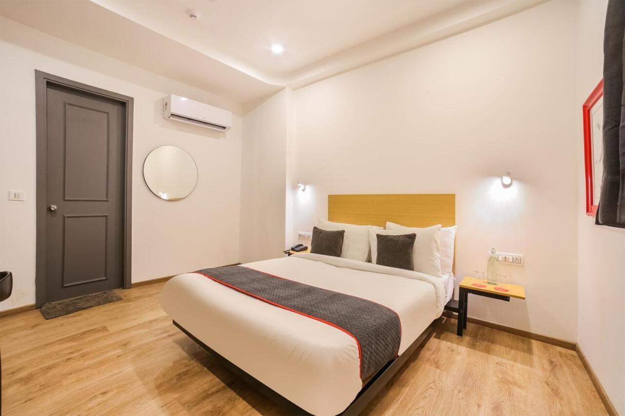 Hotel Admire Inn "Atta Market, Noida Sector 18" Εξωτερικό φωτογραφία