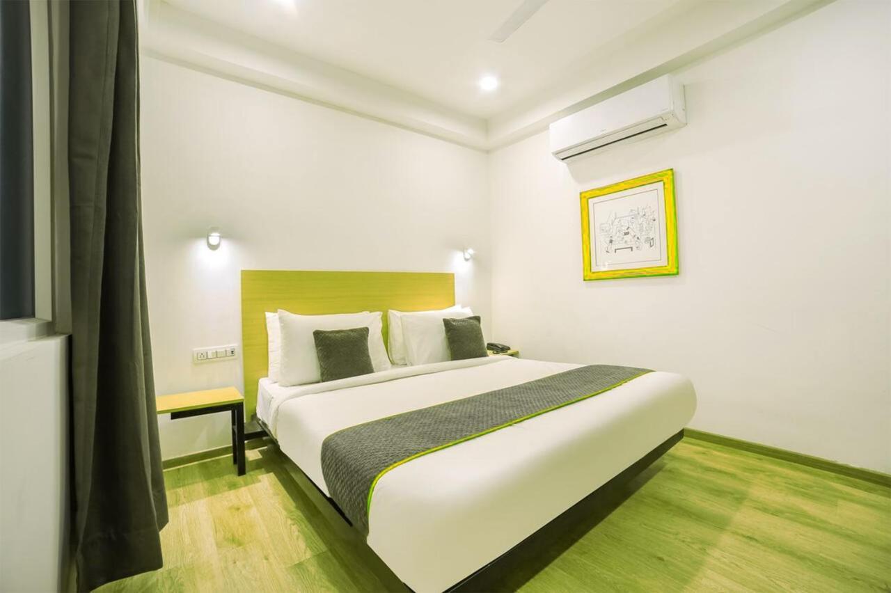 Hotel Admire Inn "Atta Market, Noida Sector 18" Εξωτερικό φωτογραφία