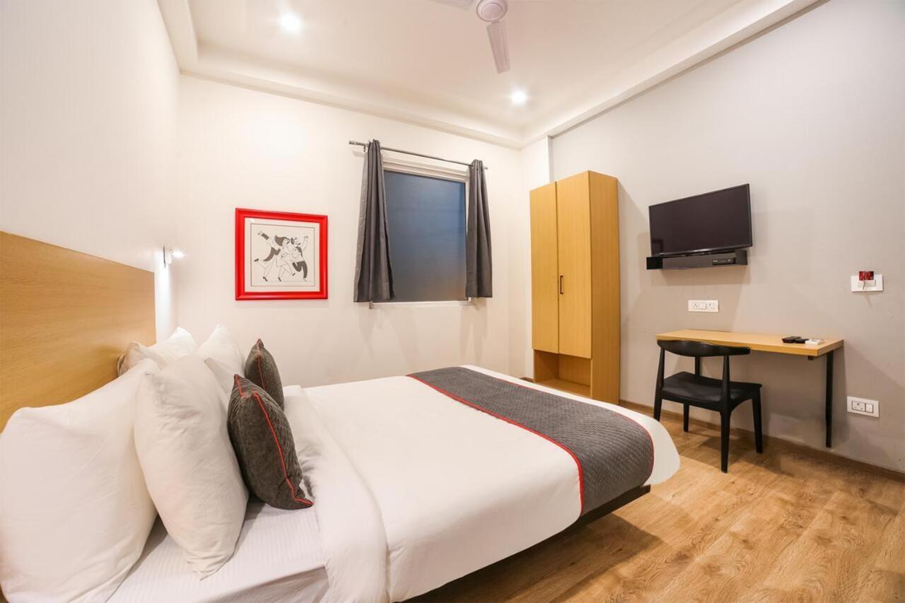 Hotel Admire Inn "Atta Market, Noida Sector 18" Εξωτερικό φωτογραφία